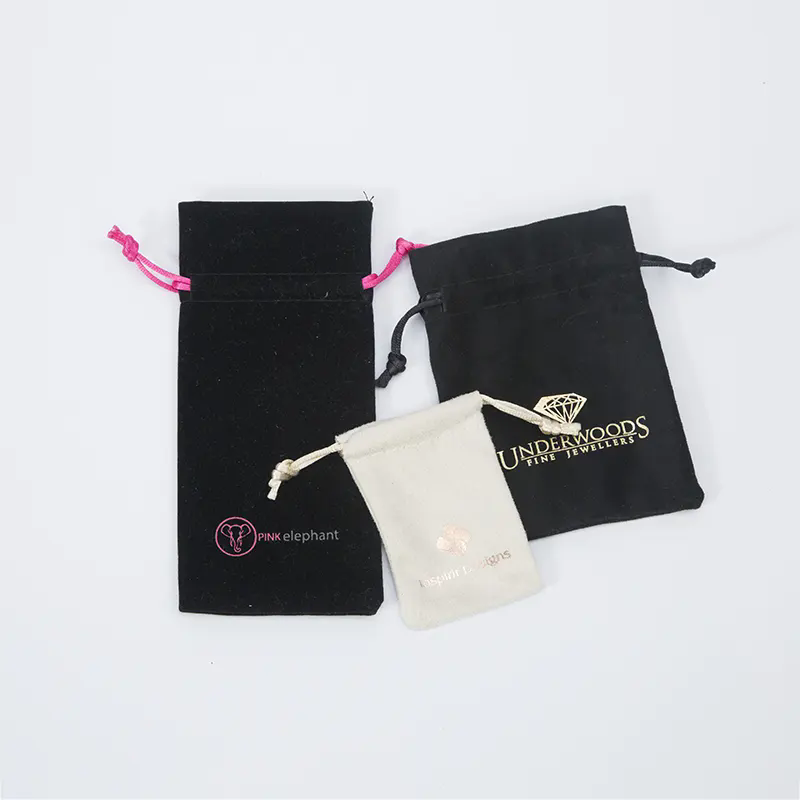 क्या आप उच्च गुणवत्ता वाले भंडारण बैग की तलाश में हैं? मखमली ड्रॉस्ट्रिंग बैग